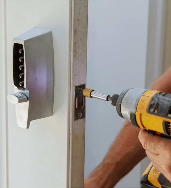 man-installing-of-the-door-with-lock-key-security-2021-08-30-22-58-04-utc.jpg man-installing-of-the-door-with-lock-key-security-2021-08-30-22-58-04-utc.jpg